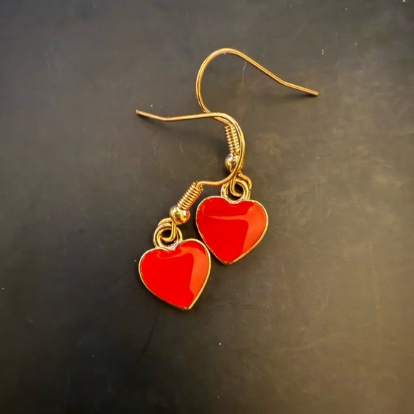 *BOGO* Gold Heart Earrings with Red Accents - Picture 1 of 1